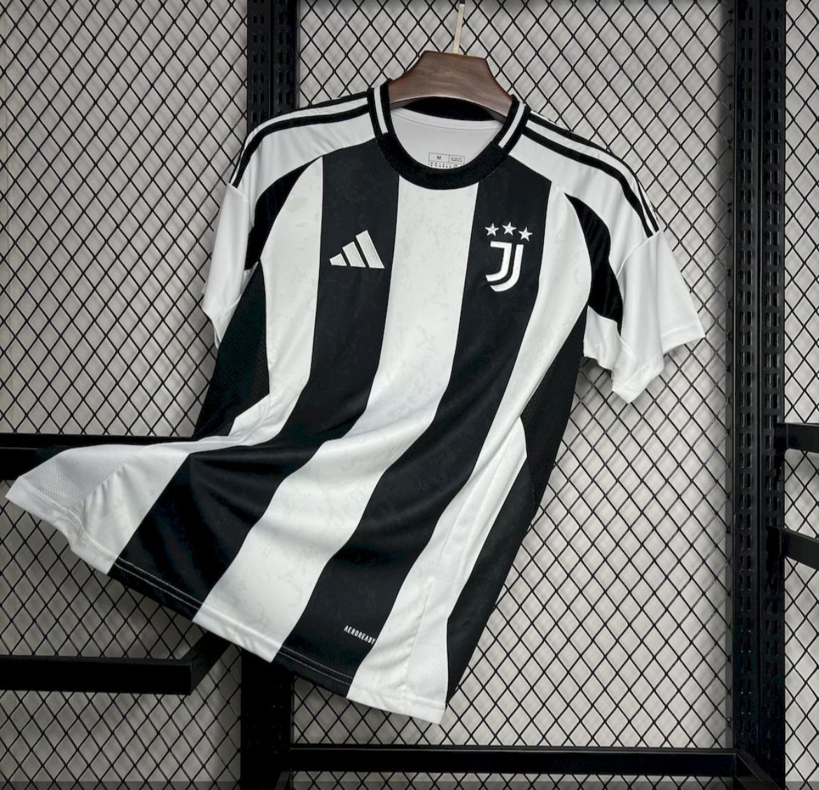 Juventus 24/25 Home