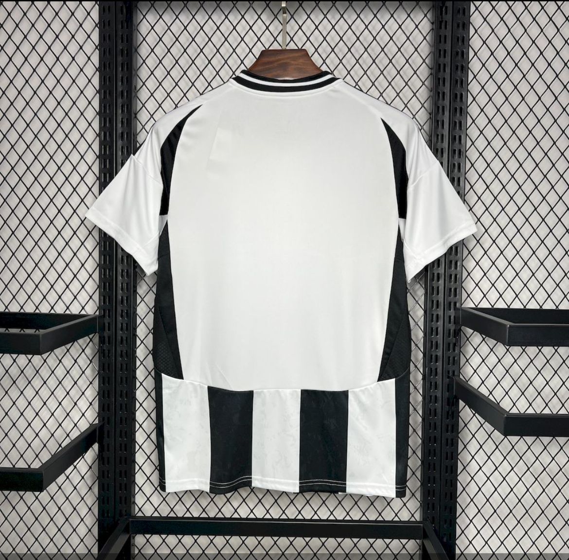 Juventus 24/25 Home